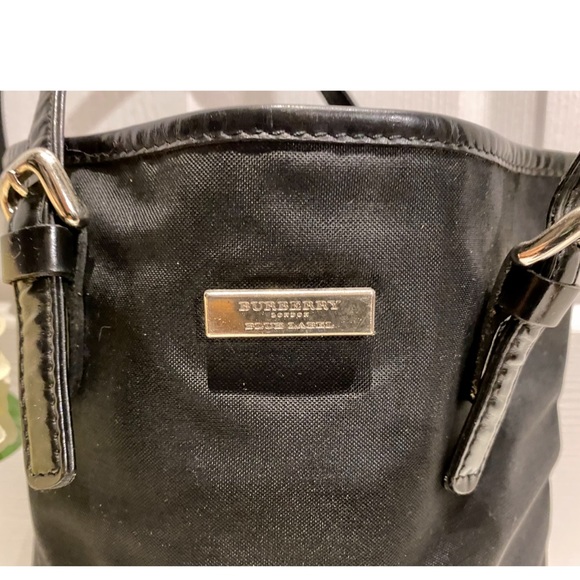BURBERRY BUCKET BAG - Picture 2 of 8